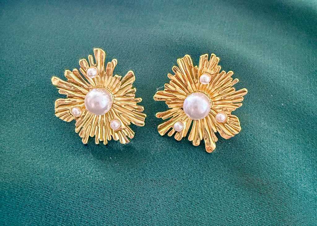 Elara Flower